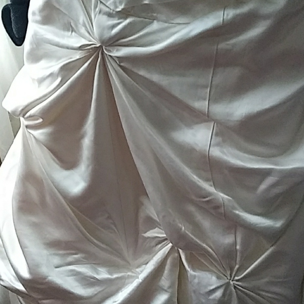 Alfred Sung Wedding Gown